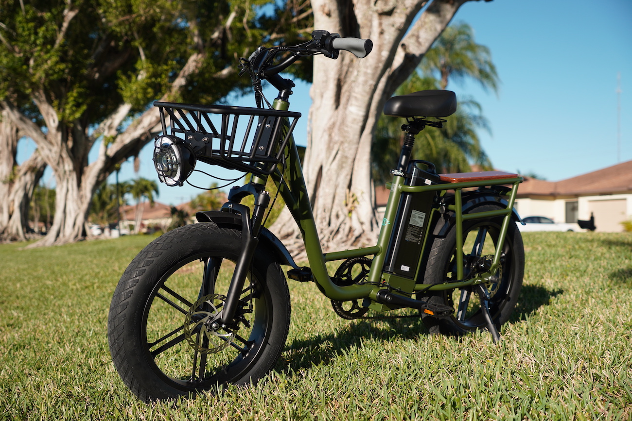 Fiido T1 Electric Bike Review: Not Just A Radrunner Copy, There's Value 