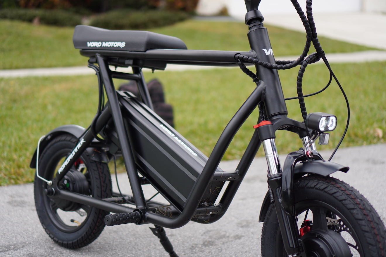 Emove Roadrunner review: A funny little 35 mph two-motor electric scooter