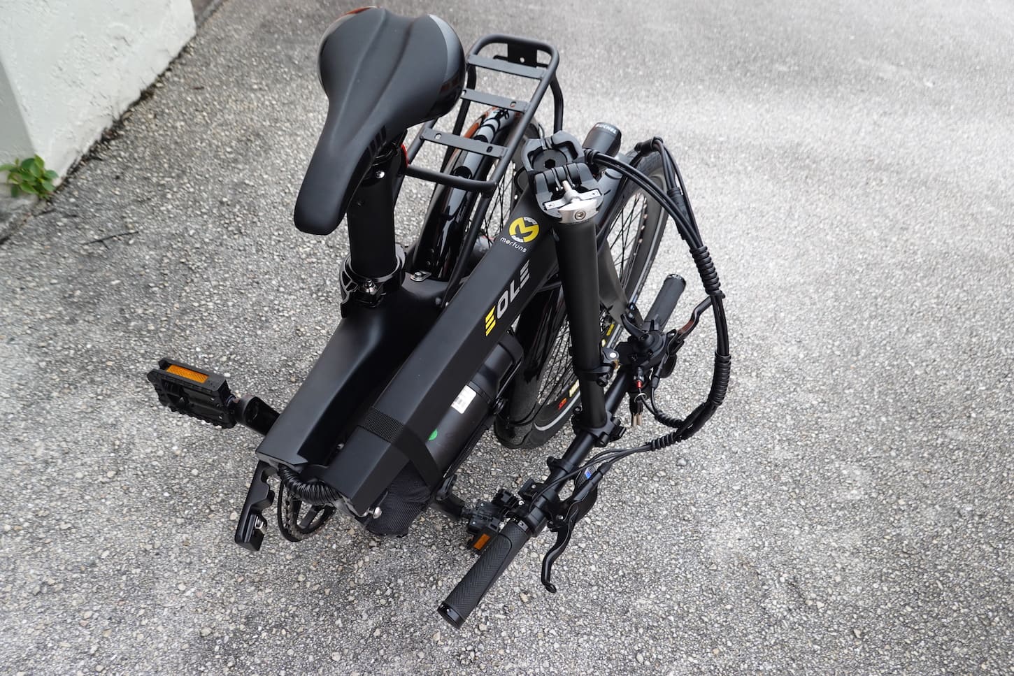 Morfuns Eole S carbon fiber folding e-bike review: Throttle