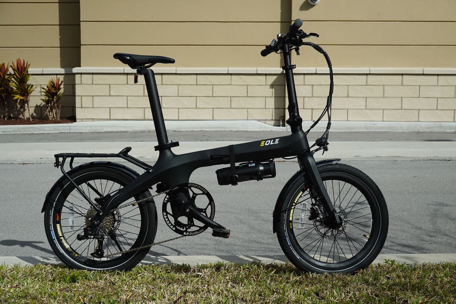 Morfuns Eole S carbon fiber folding electric bicycle review Electrek