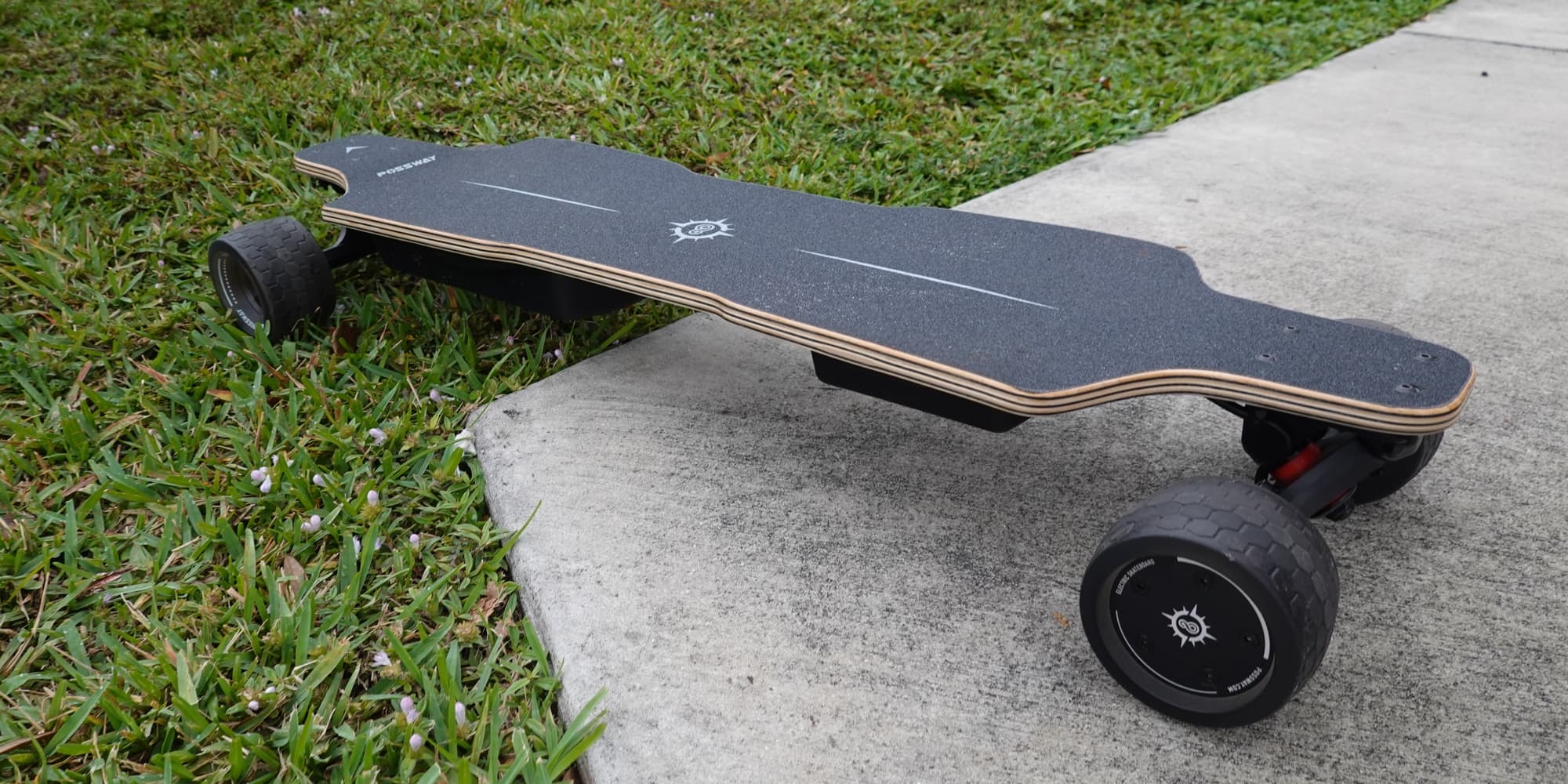 $499 T3 electric skateboard review: 32 mph while skating