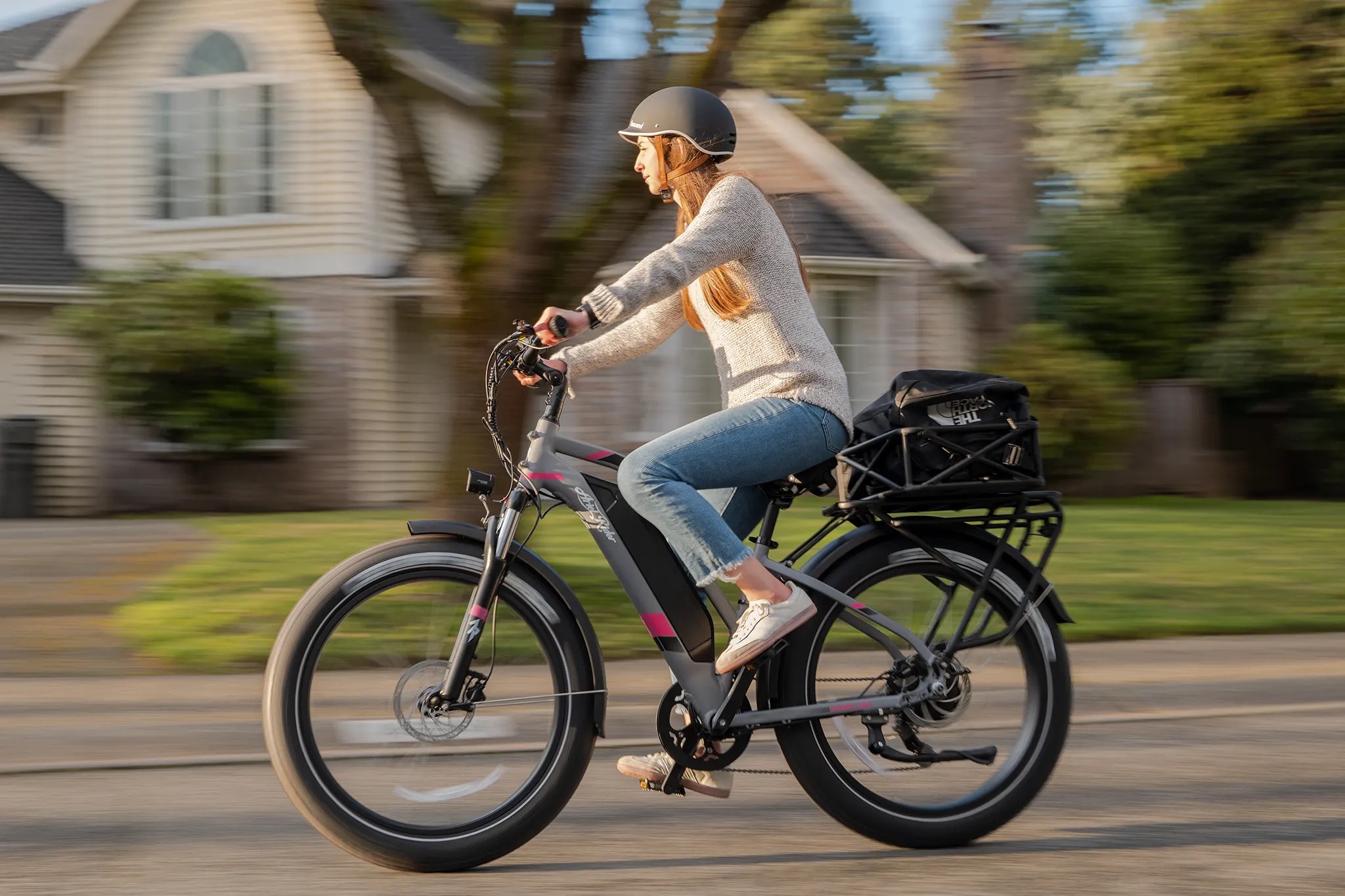 Ariel Rider Kepler high-speed fat tire electric bike has huge battery ...