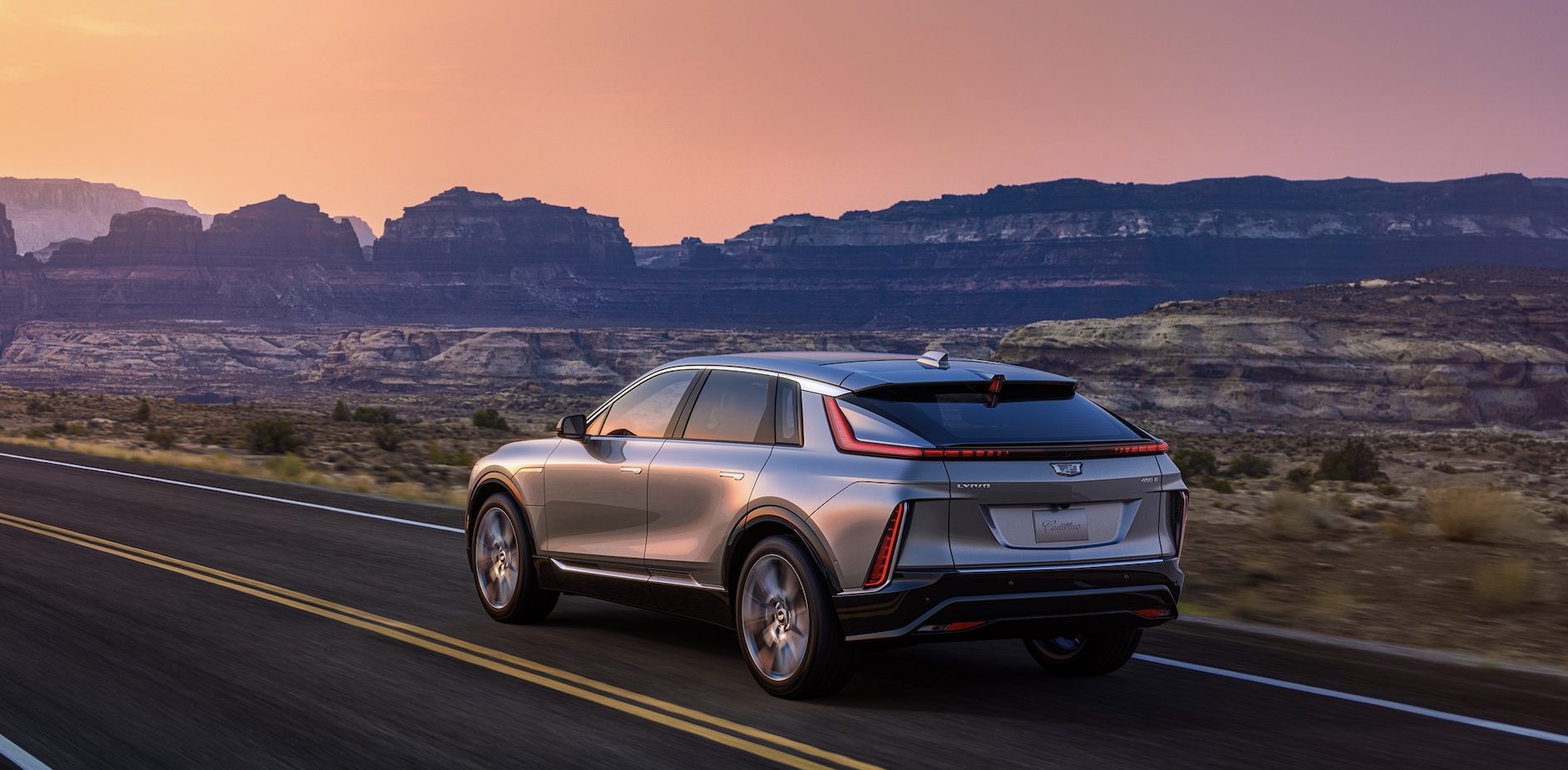 2023 Cadillac Lyriq Awd Range Cadillac Releases New Imagery Pricing And Range For Lyriq Electric Suv Electrek