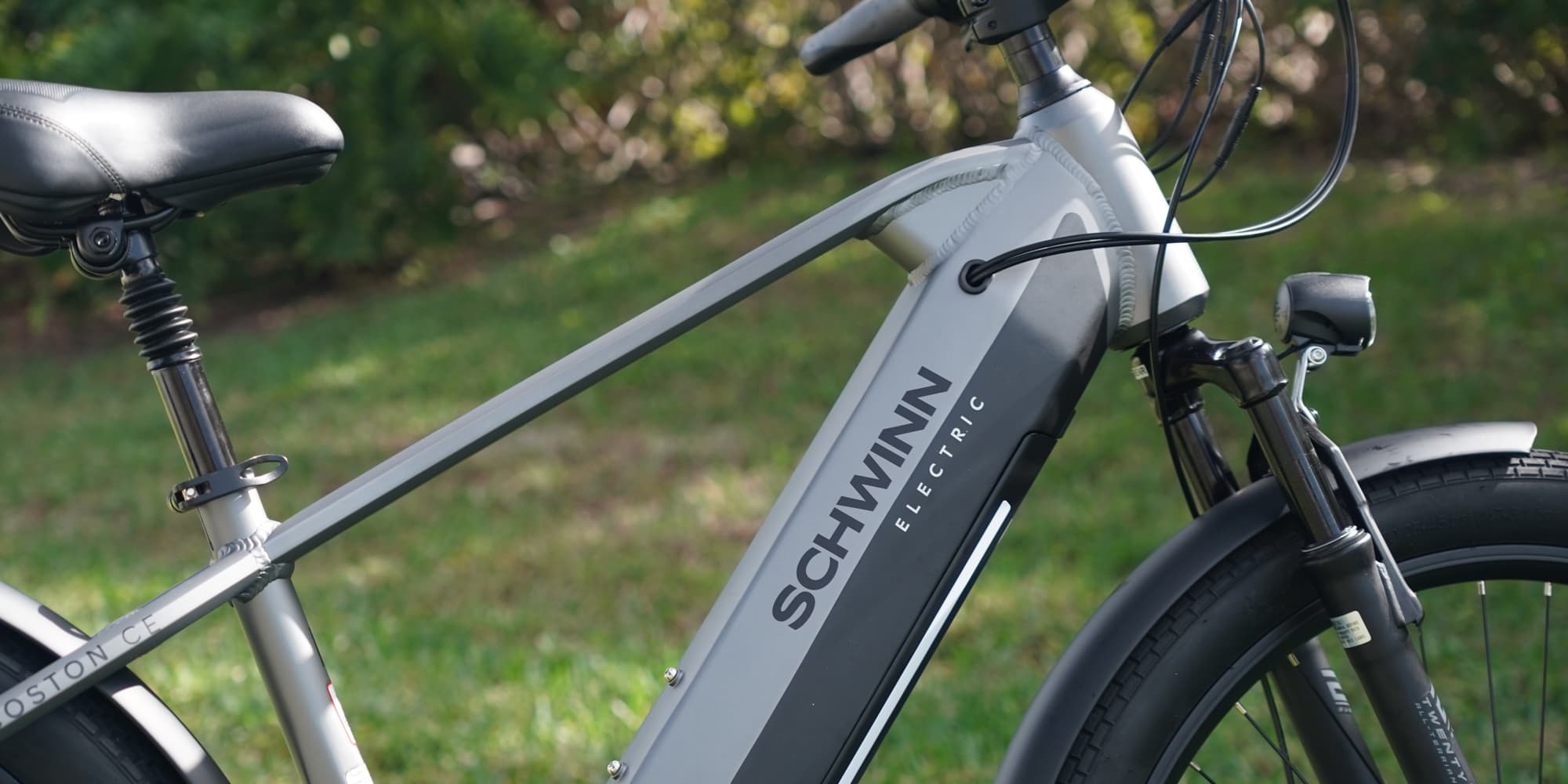 Schwinn Coston CE bike review: I love these awesome side lights!