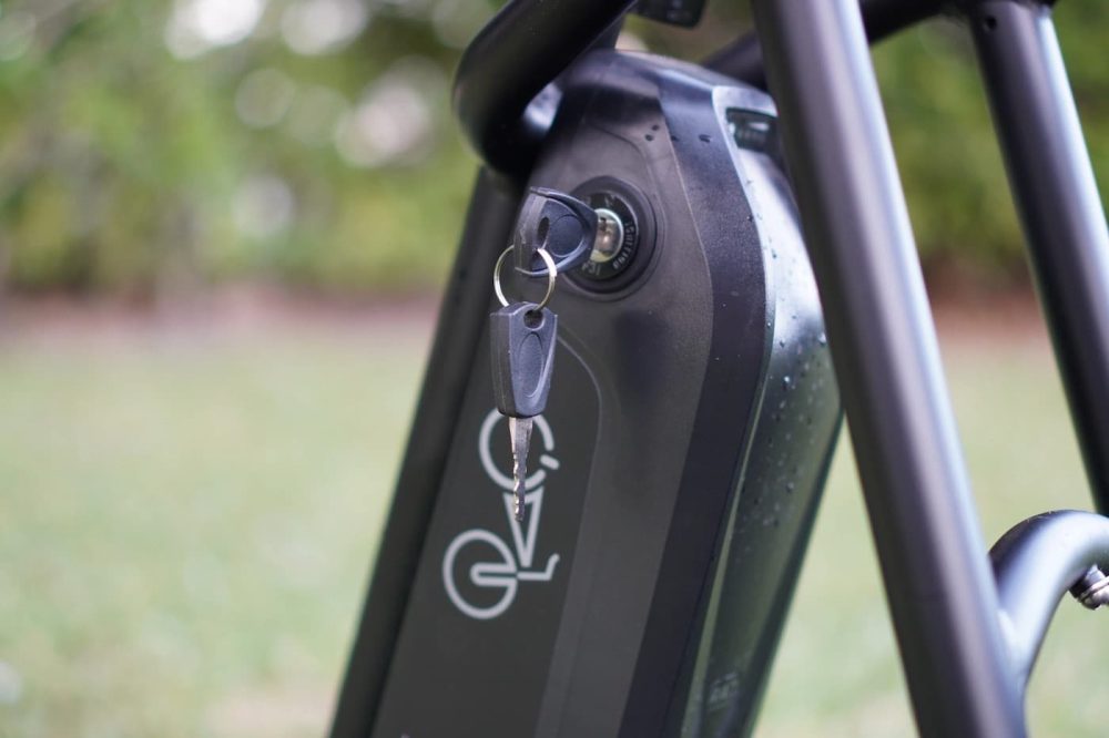 Electric bike battery USB-C chargers need to be a thing. Make it