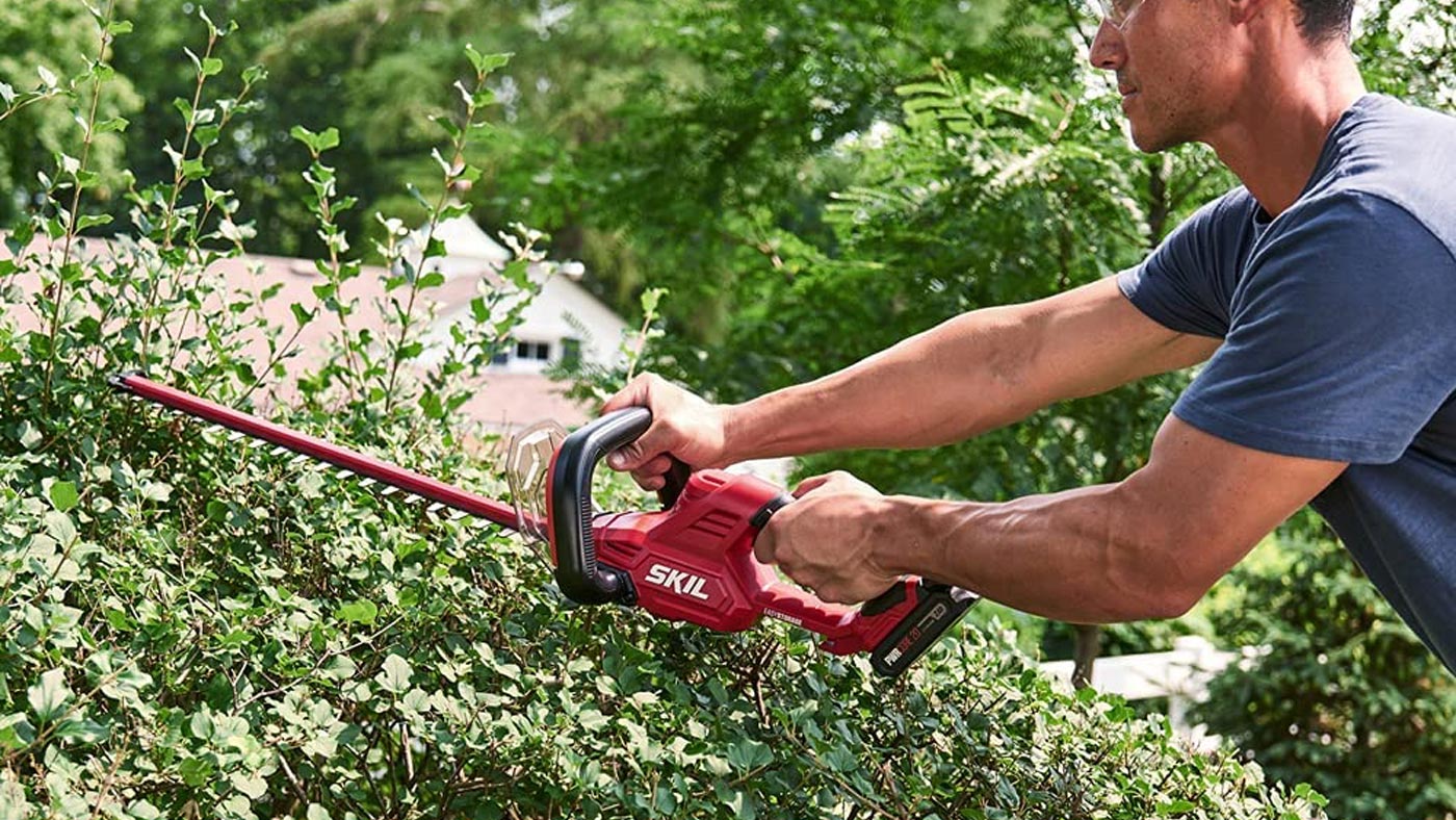 Cordless hedge trimmer from SKIL on sale at $99, more