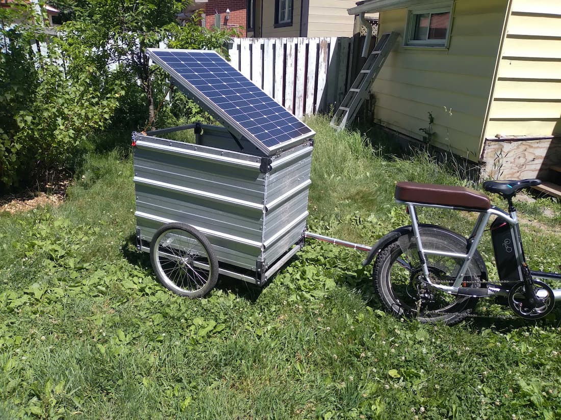 Solar shop bike trailer