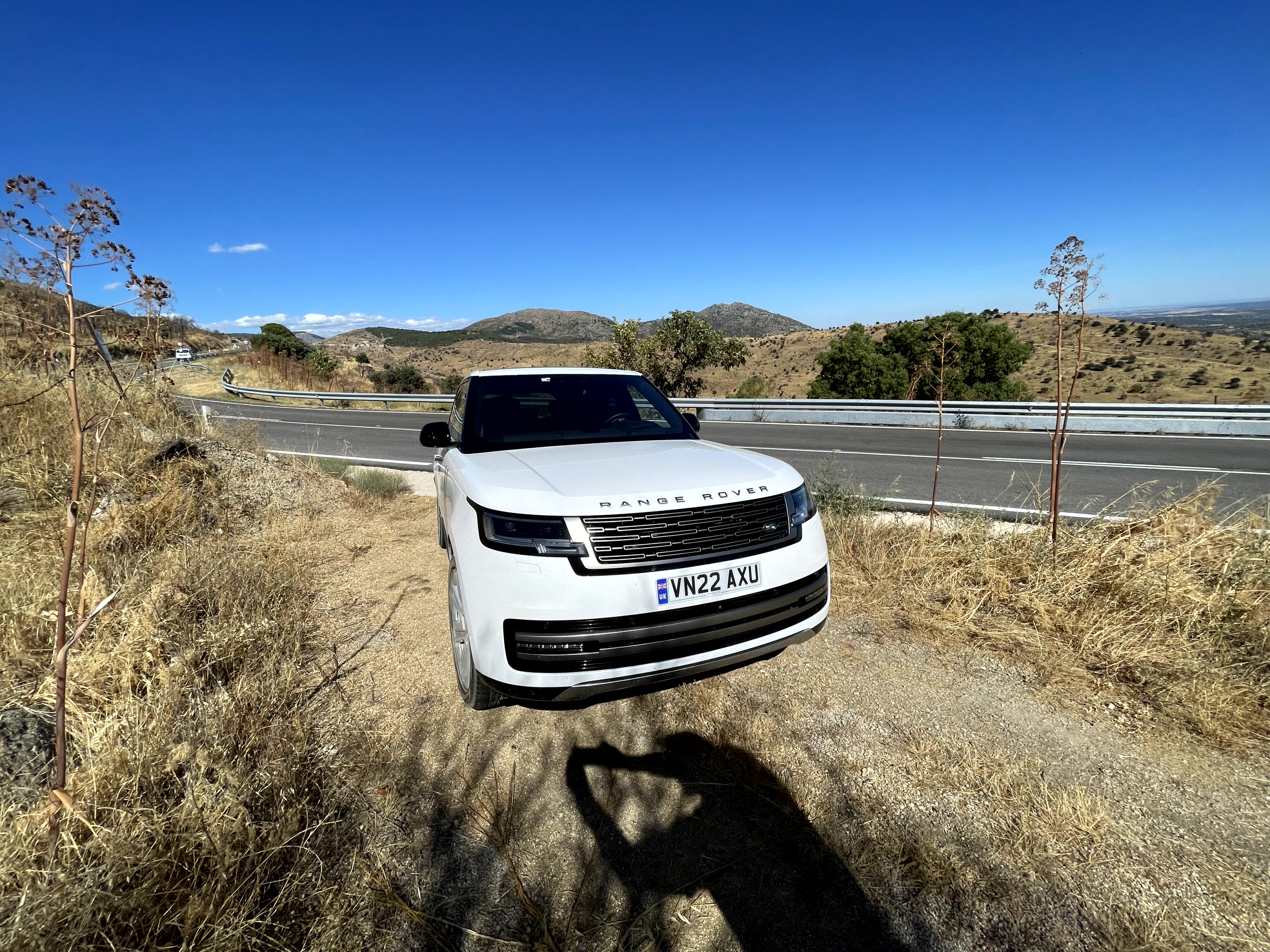 Review: 2023 Range Rover’s PHEVs Double EV Range To 50 Miles, Ahead Of ...