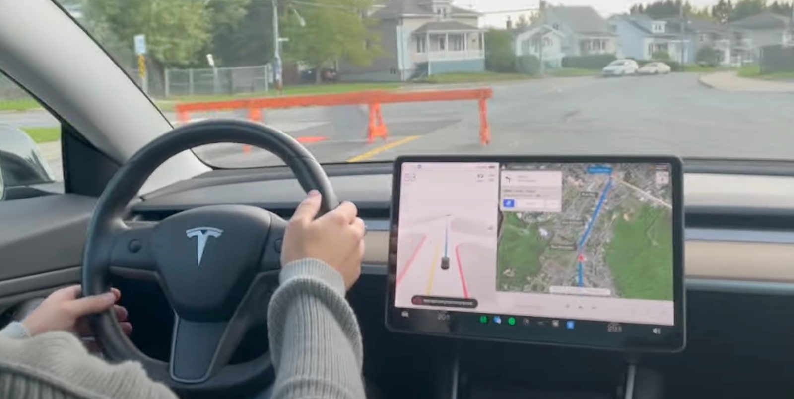 Tesla Full Self Driving Beta 10.69 barrier
