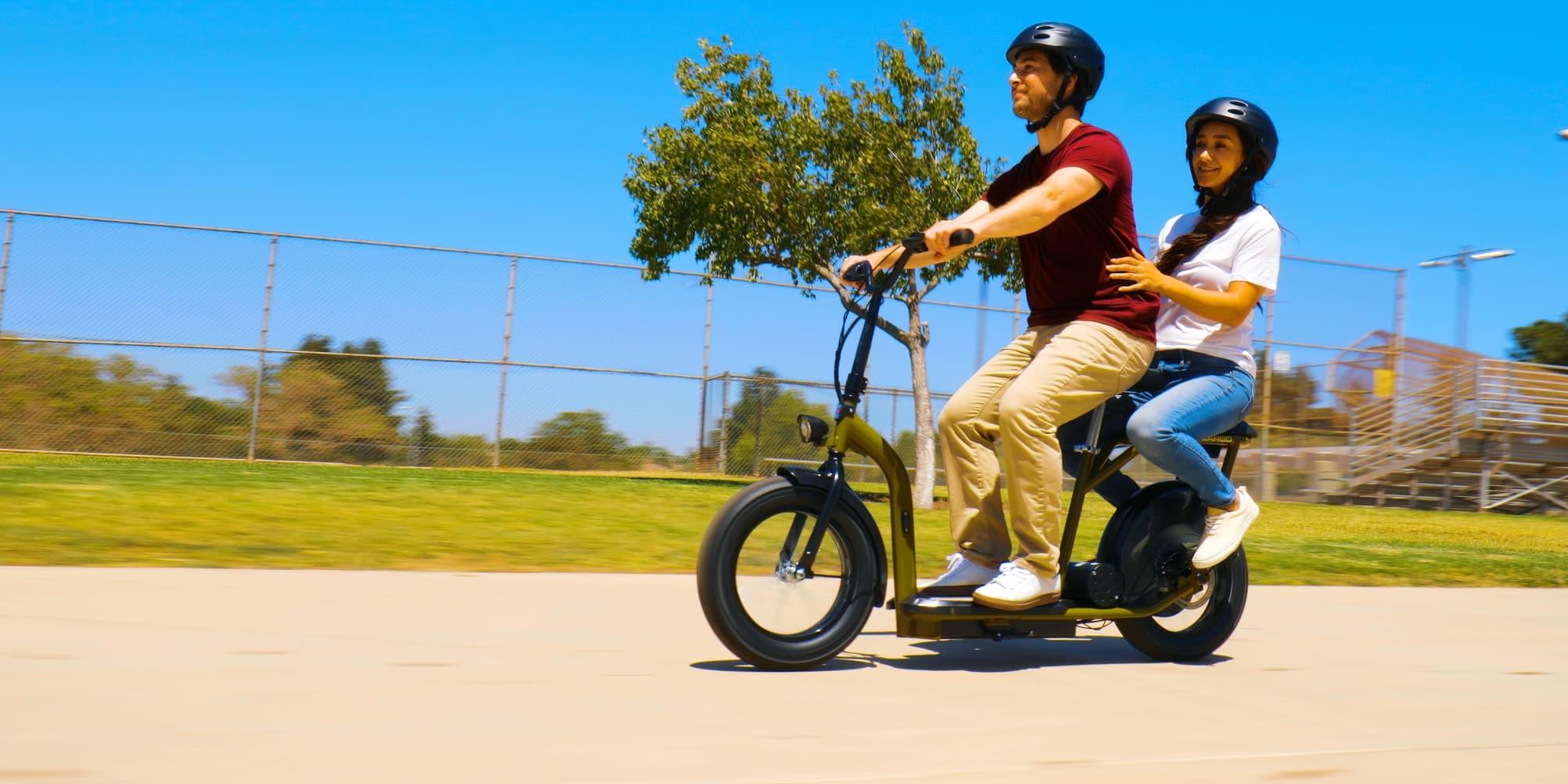 EcoSmart Cargo 1,000W electric scooter carries two