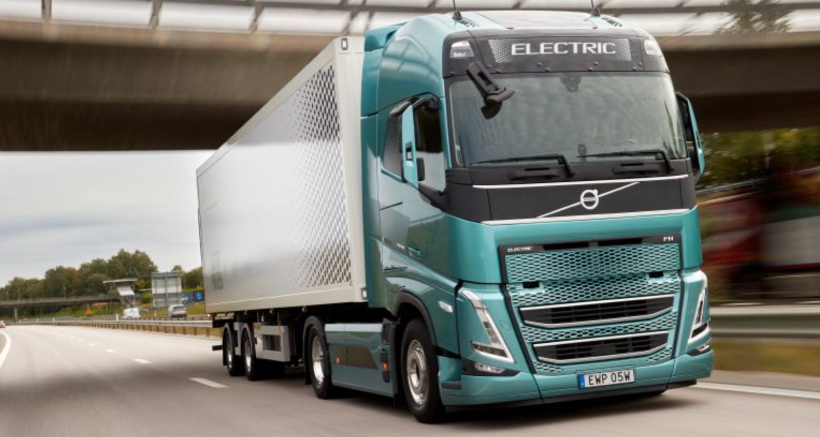 Amazon Volvo FH Electric Truck