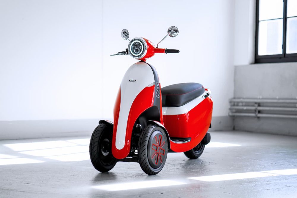 microlino microletta scooter