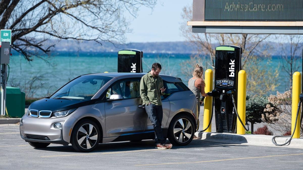 Vermont EV incentive progr