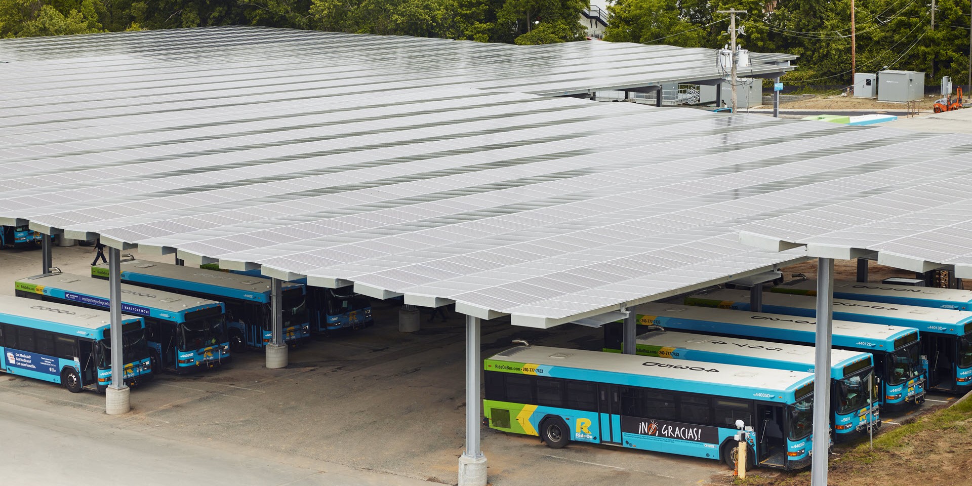 Bus charging online station