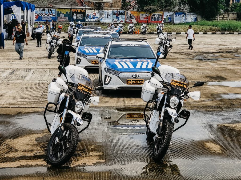 zero motocicletas bicicleta de patrulha policial