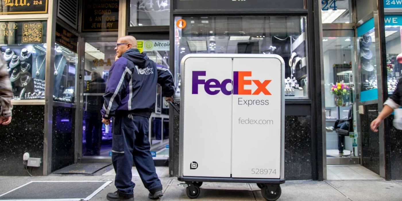 FedEx-electric-delivery-cart