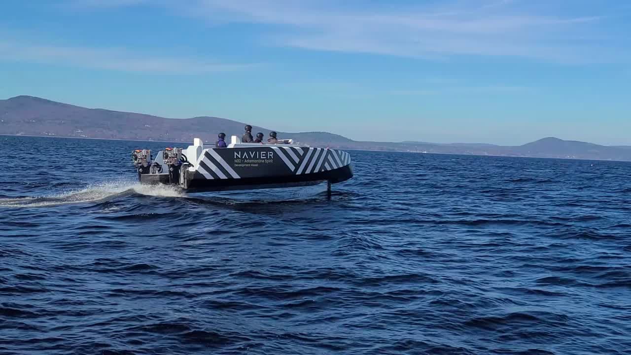 Navier's long range electric hydrofoil boat autonomously docks itself