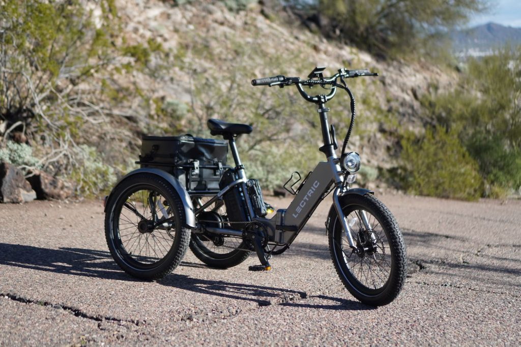 3 wheel bike with foot brakes