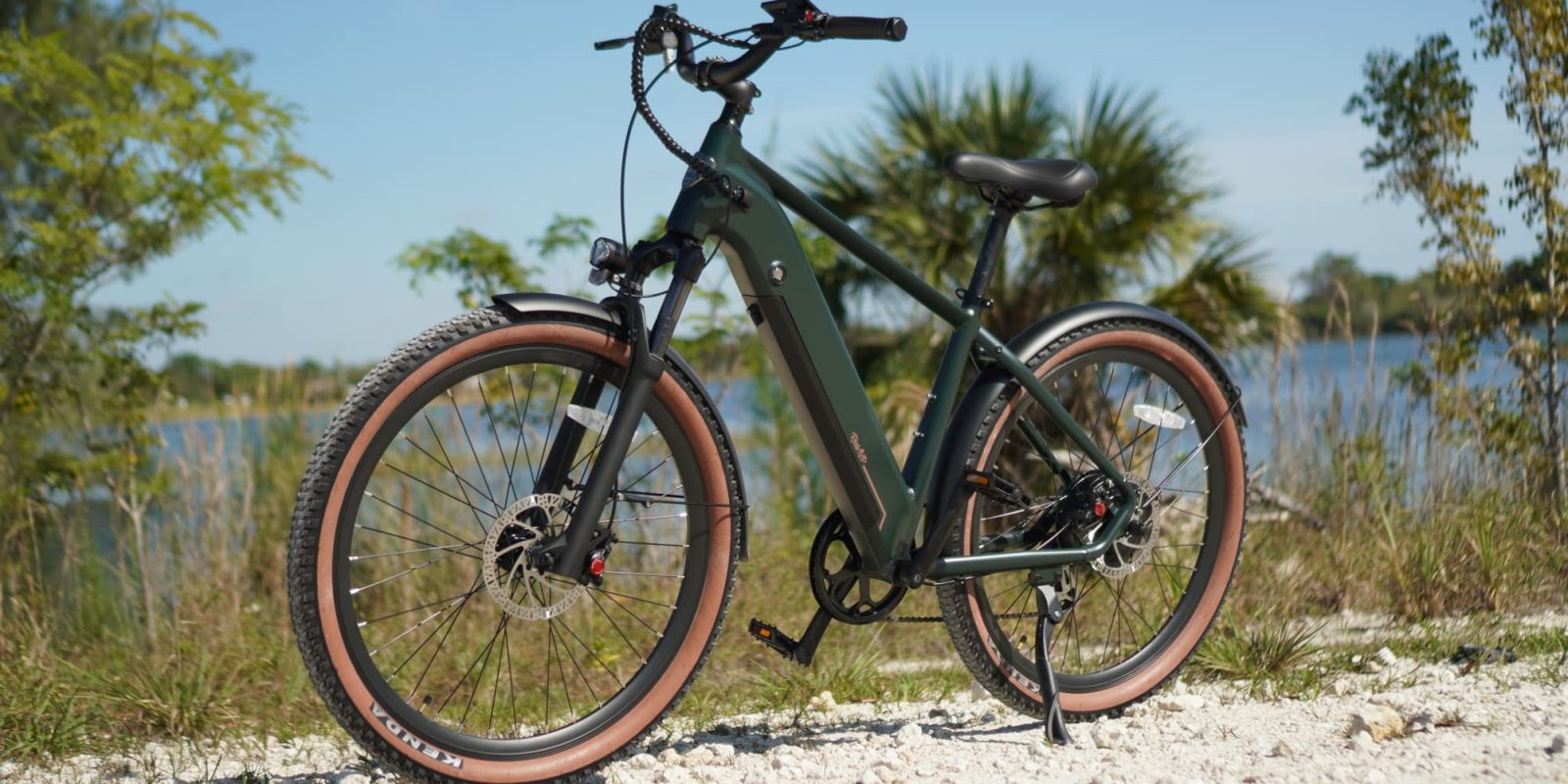 A low-cost touring e-bike that feels pricier