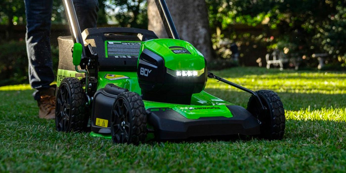 Greenworks lawn discount mower 80v review