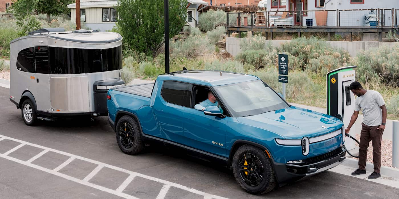 Rivian towing update features - Auto Recent