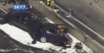 Tesla Model X crash Autopilot walter Huang death