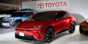 Toyota-catching-up-electric-vehicles
