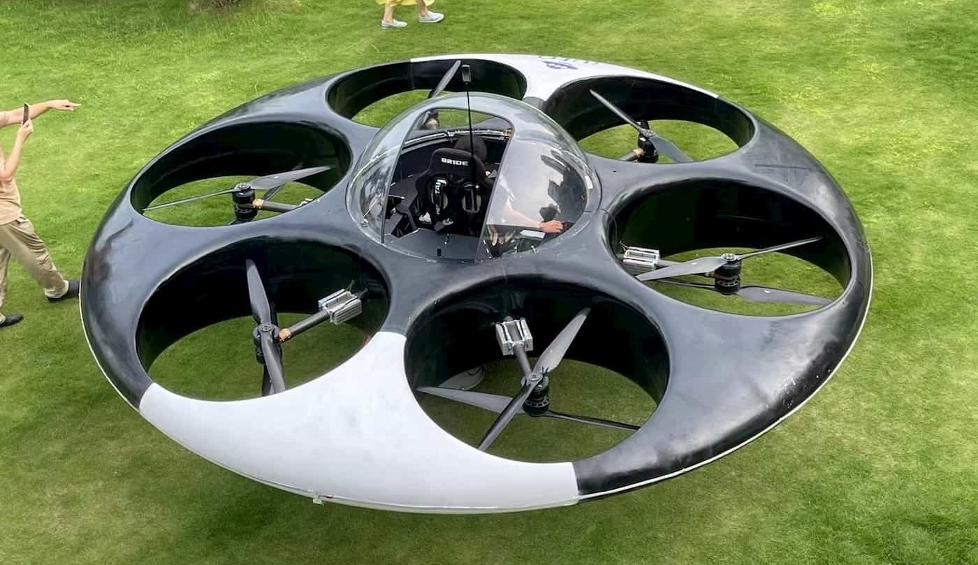 Check out the first electric flying saucer you can ride in