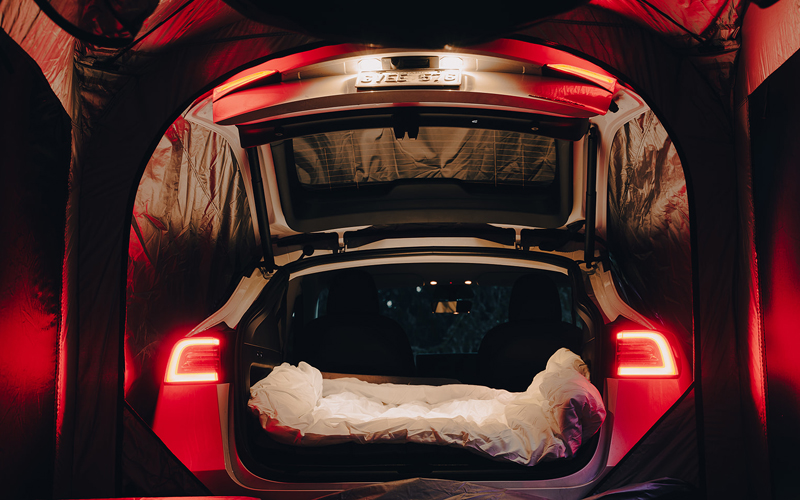 Tesla model x store camping tent