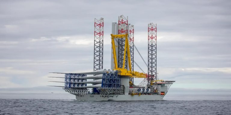 world's largest offshore wind farm