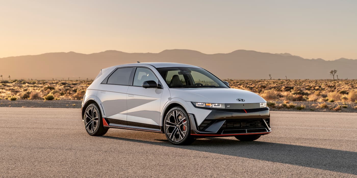 Hyundai’s IONIQ 5 N takes on a Lamborghini Urus and Porsche Macan GTS ...