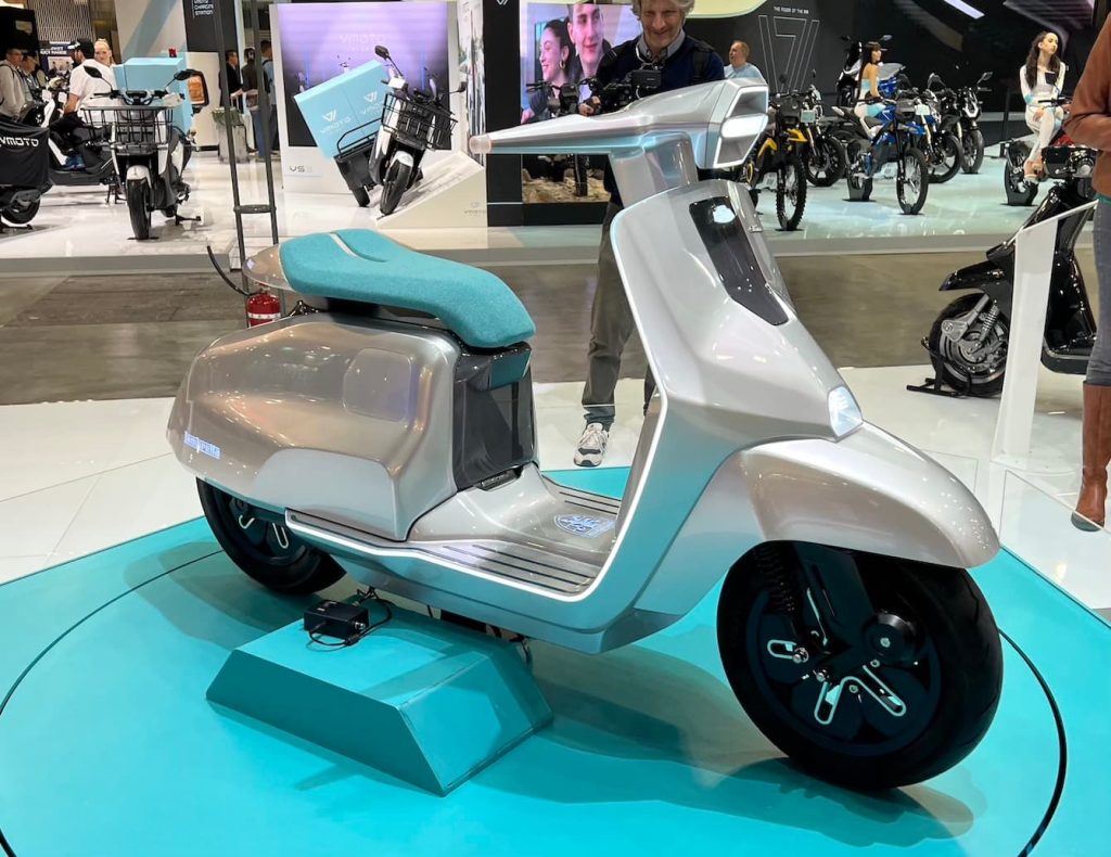 Lambretta's hot new electric scooter makes Vespa's same mistake
