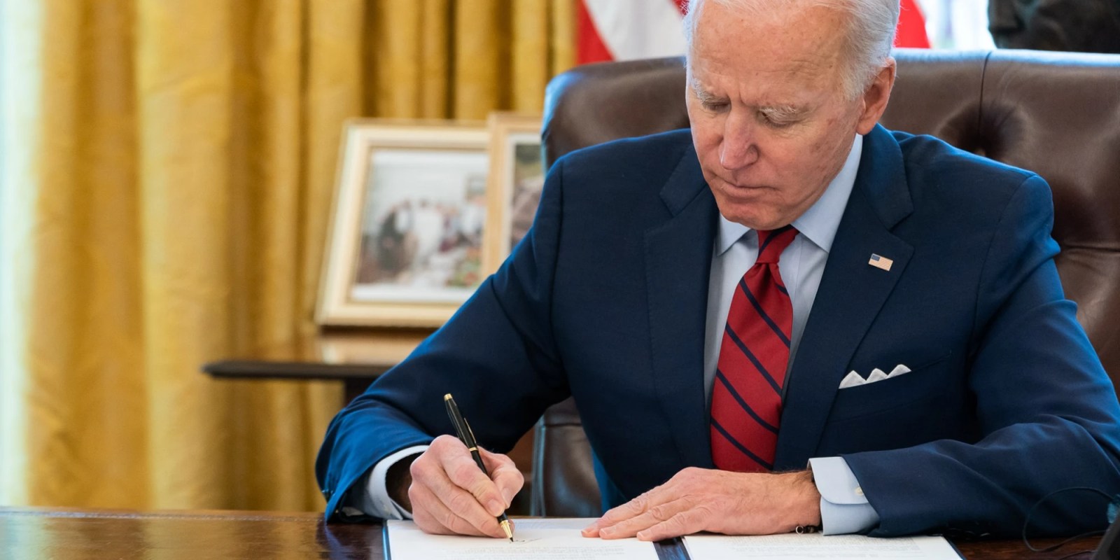 joe biden desk - Auto Recent