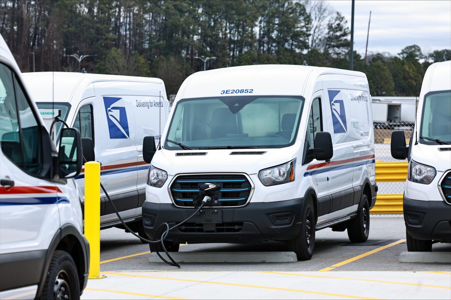 New USPS Electrical Vehicle Fleet at the South Atlanta Sorting and Delivery Center/Credit: USPS