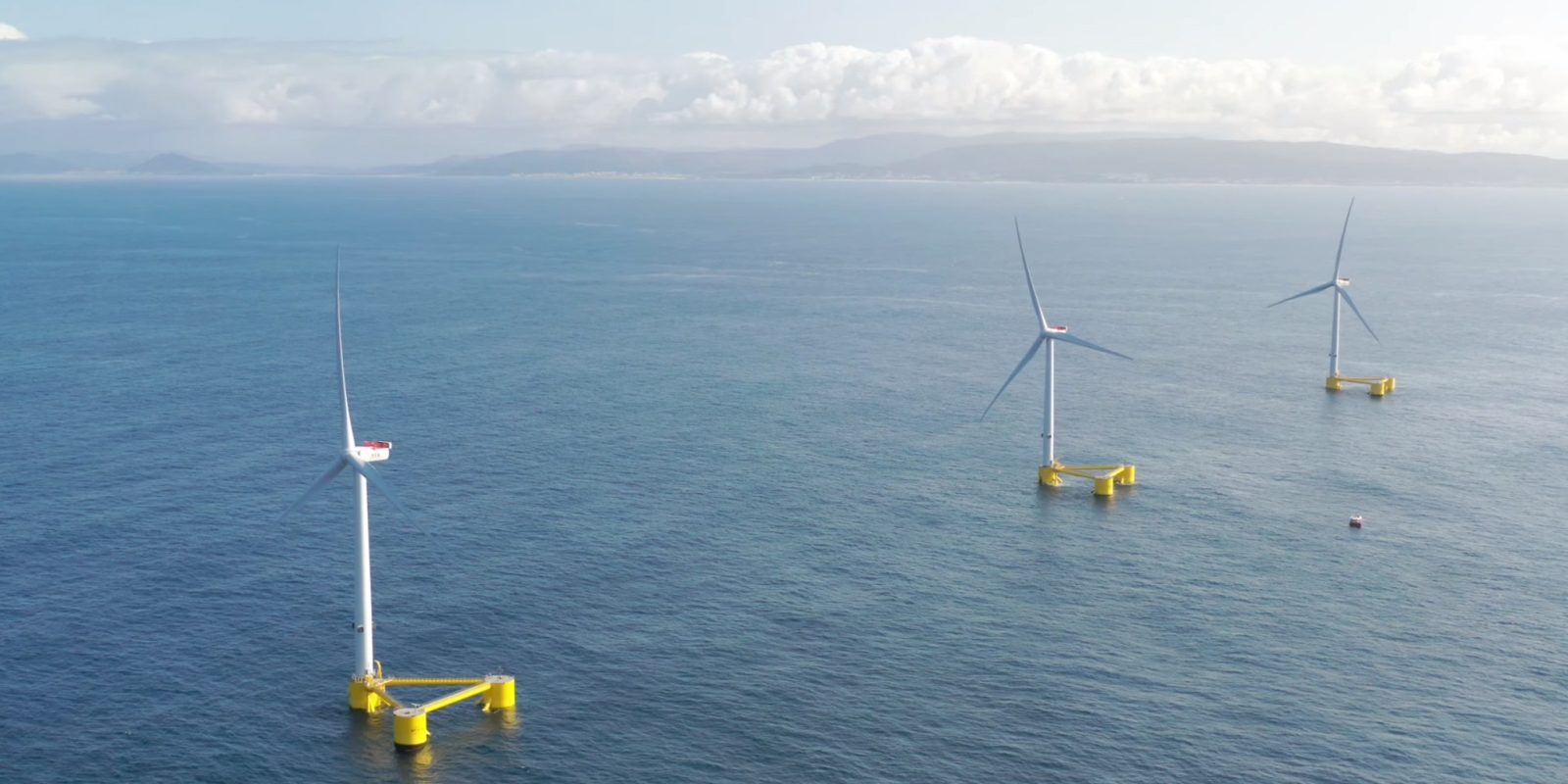 semi-submersible floating offshore wind farm
