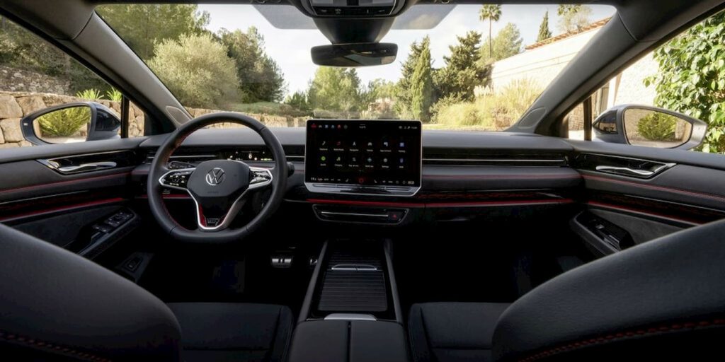 Volkswagen-ID.7-GTX-Tourer-interior