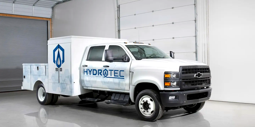 GM Readies Test Fleet Of Heavy Pickups Powered By Green Hydrogen