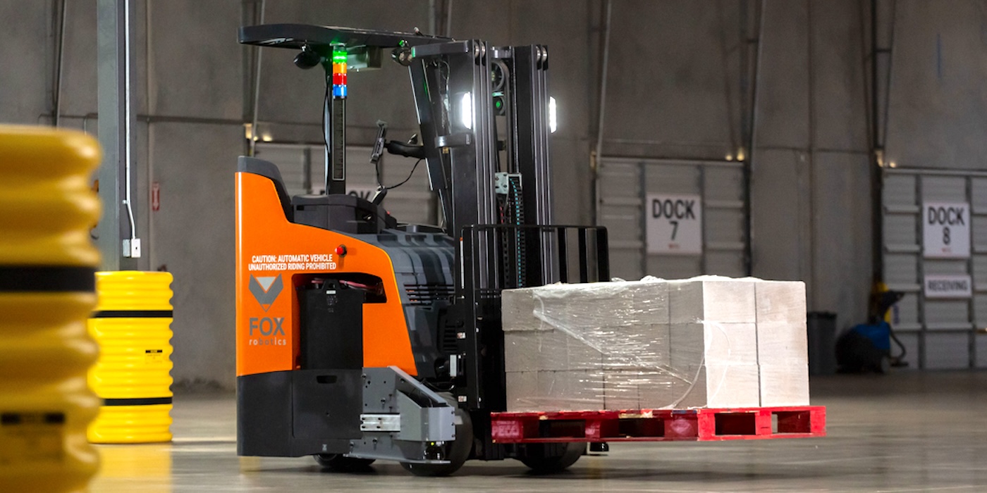 Walmart Turns to Autonomous Robot Forklifts