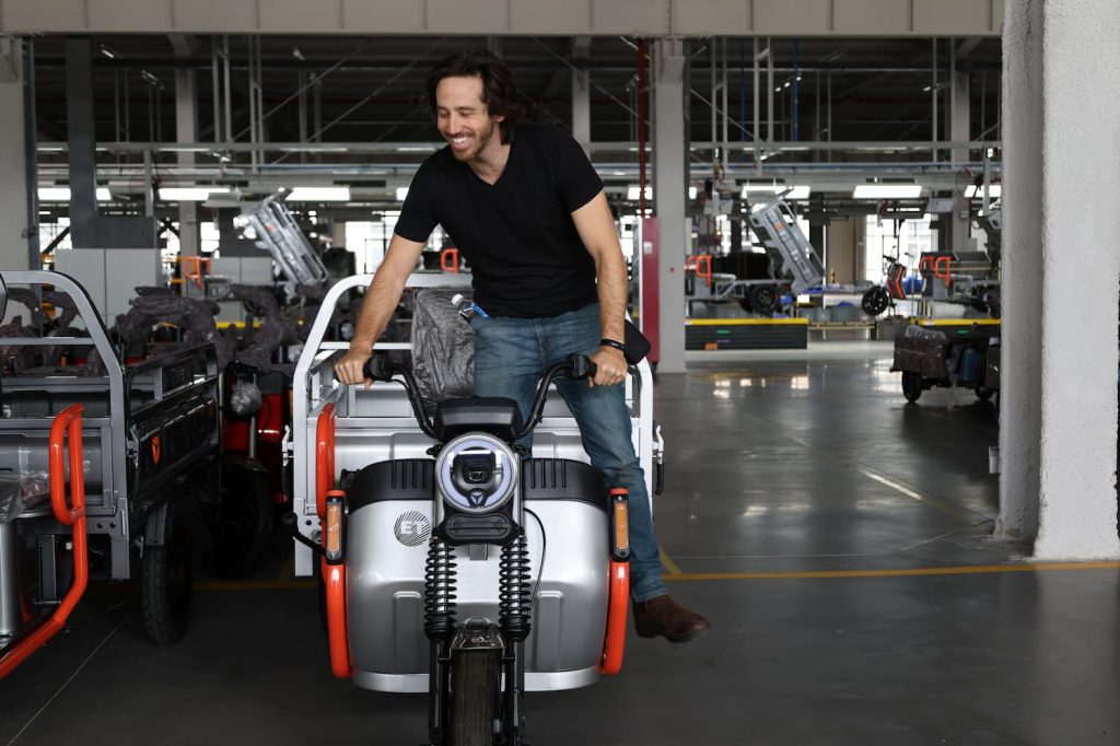 visit brompton factory