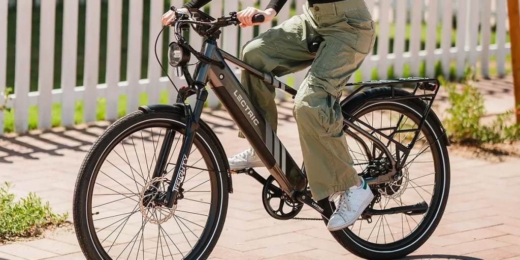 Lectric XPress 750 Commuter e-bike as part of extra battery promotion