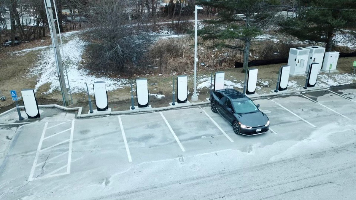 A Tesla Supercharger is Maine’s first NEVI EV charging station