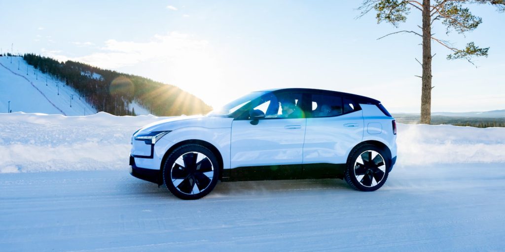 Volvo's-cheapest-EV-US