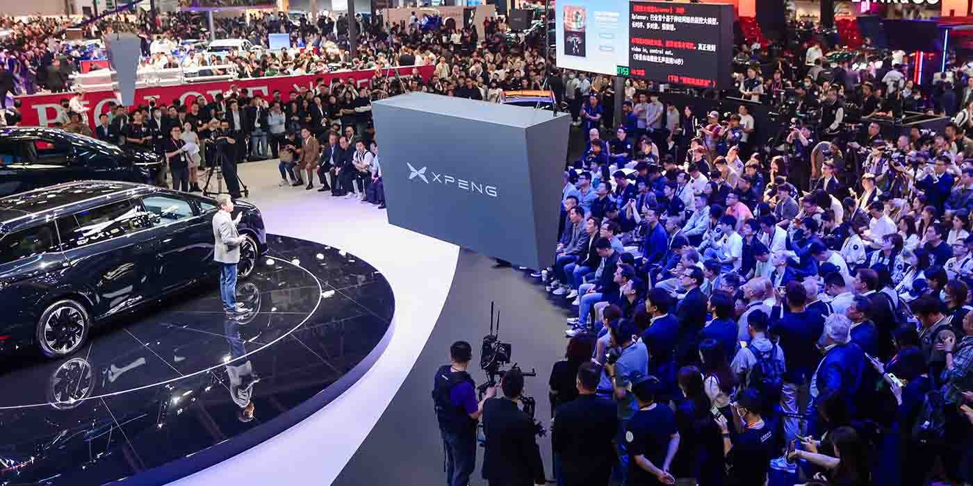 XPeng showcases 1km/sec fast charging, new sub-brand in Beijing