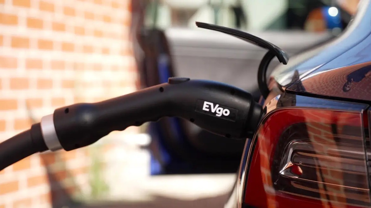 Tesla Drivers, EVgo Is About To Begin NACS Deployments On Its DC Fast ...