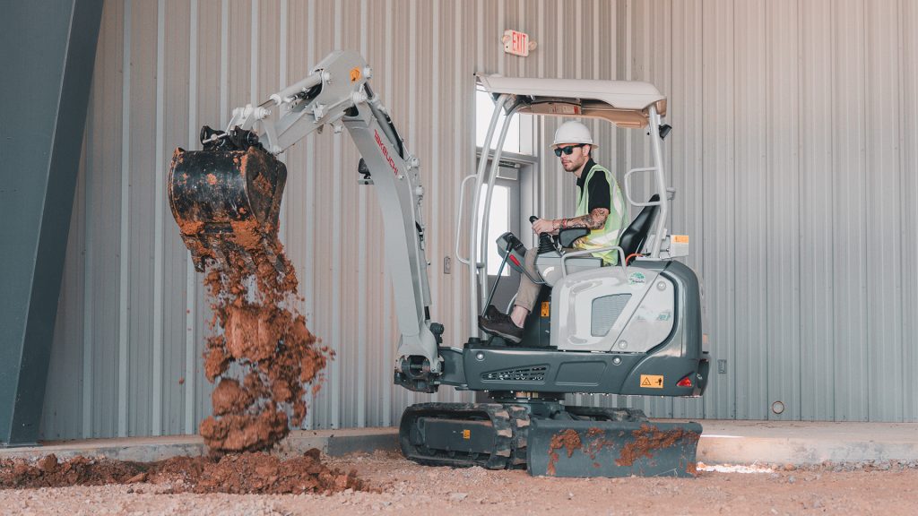 Takeuchi Electric Compact Excavator Gets 'plugged In' In Australia 