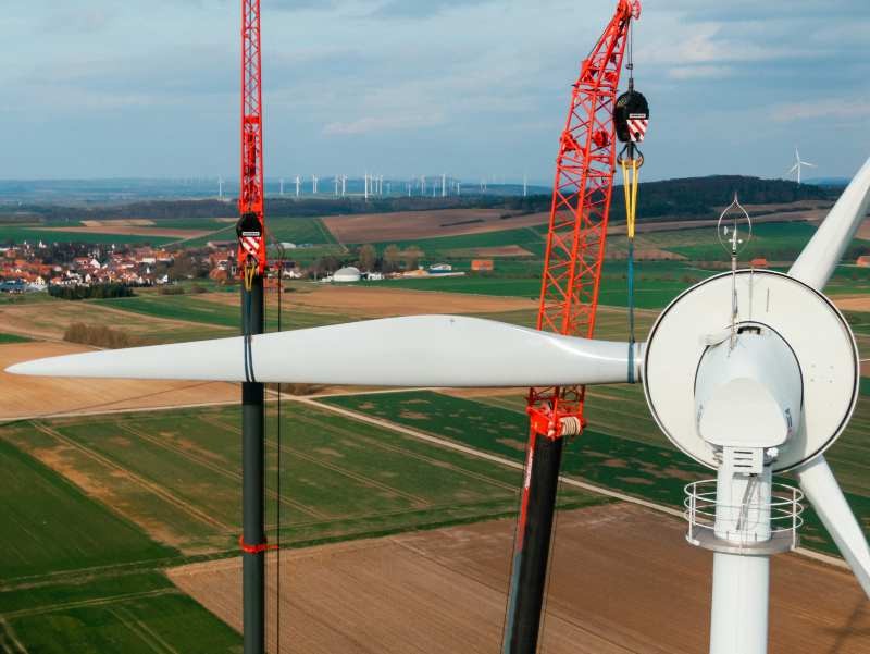 This German Startup Is Pioneering Recyclable Wooden Wind Turbine Blades ...