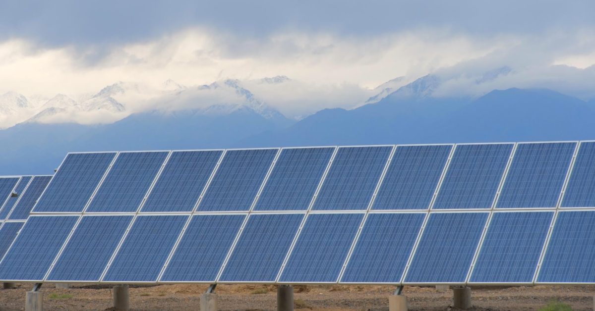 H1 2025: China installs more solar than rest of the world combined