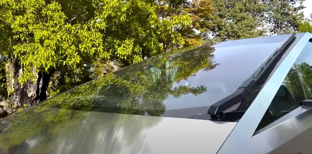Tesla Cybertruck windshield wiper - Auto Recent