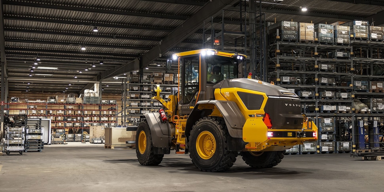 Volvo CE unveils expanded fleet of mid-size electric machines