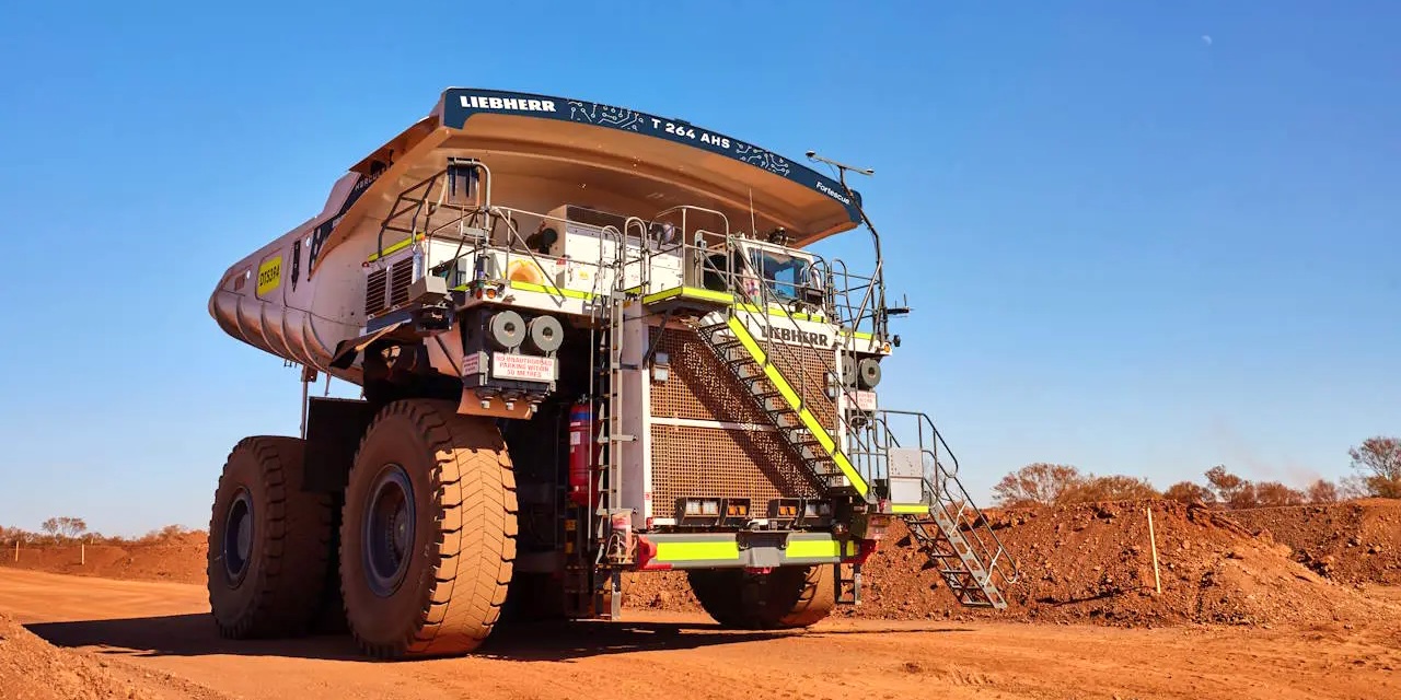 Fortescue and Liebherr to develop first zero emissions autonomous haul trucks for mines